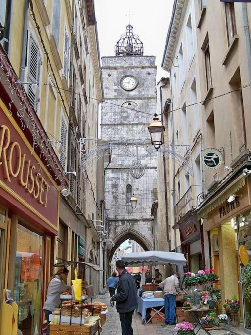 Gite Aux Bons Voisins Gordes Exterior photo